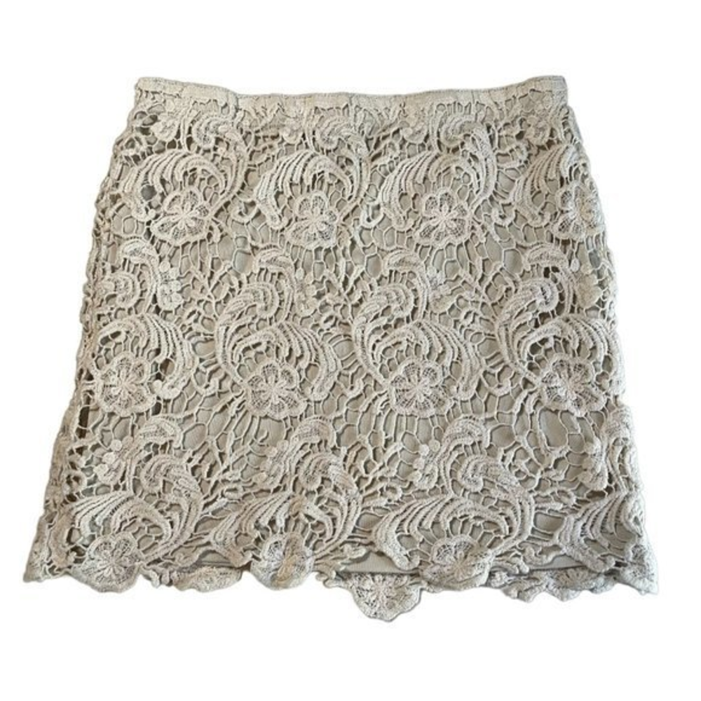 WETSEAL MINI SKIRT SIZE MEDIUM lace print short white‎ skirt Y2K